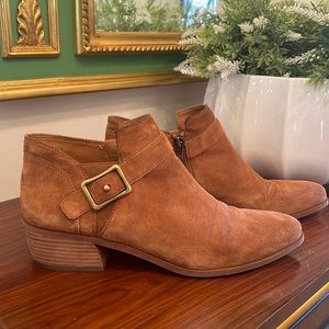 Women’s Sarto Franco Sarto leather suede ankle boot in Size 10